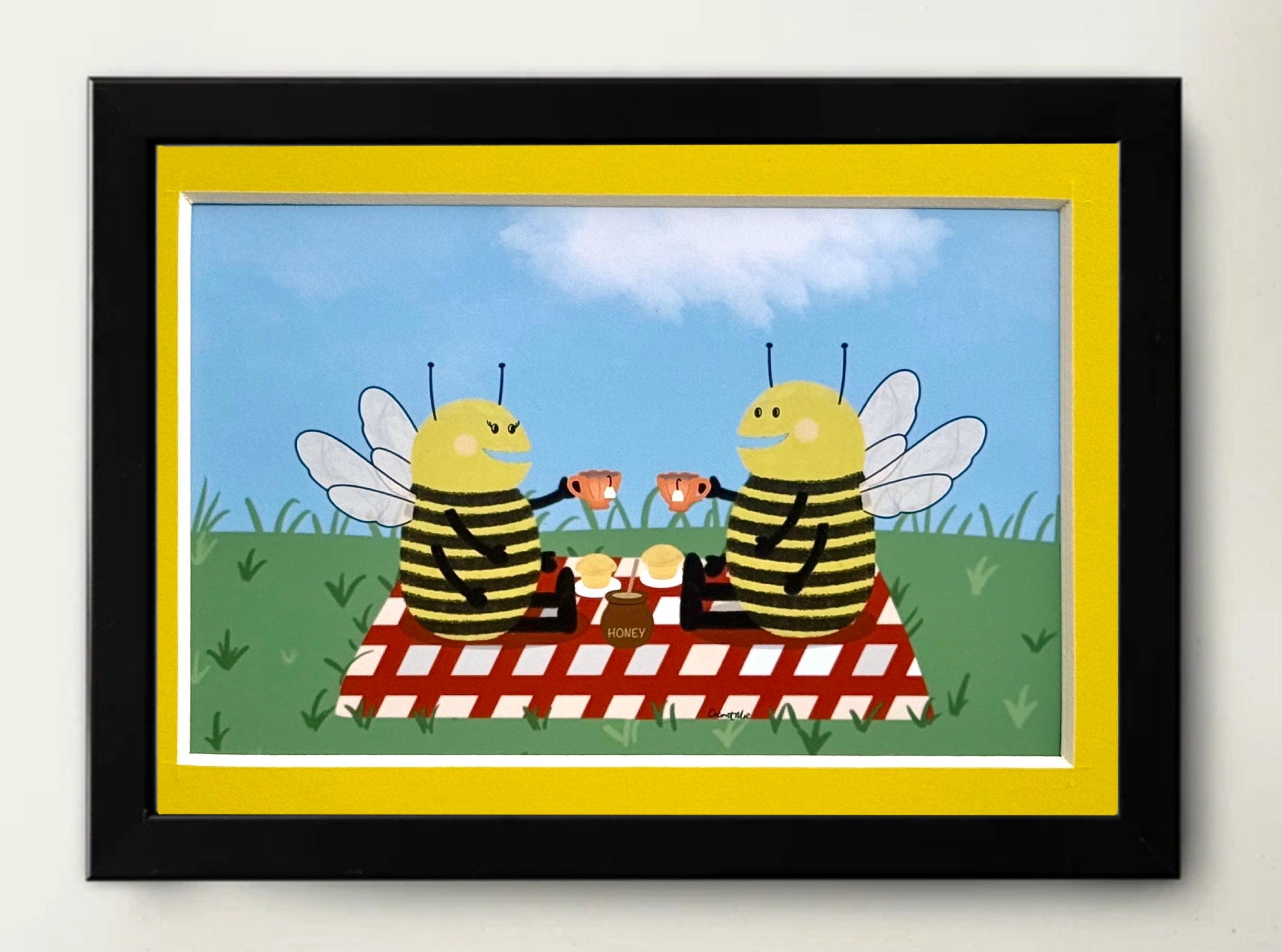 Mini Matted Bee Tea Print