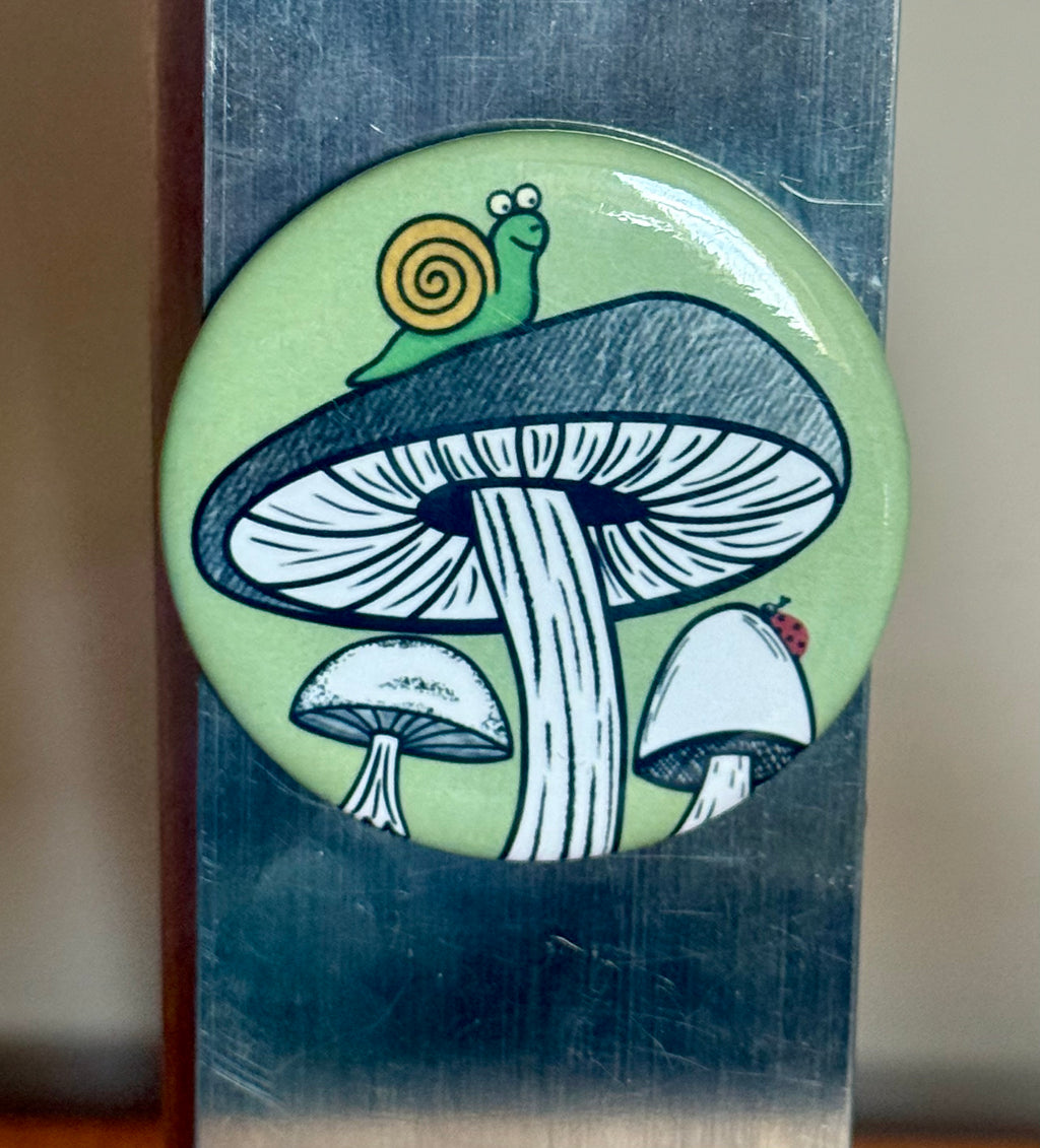 Mushroom magnet