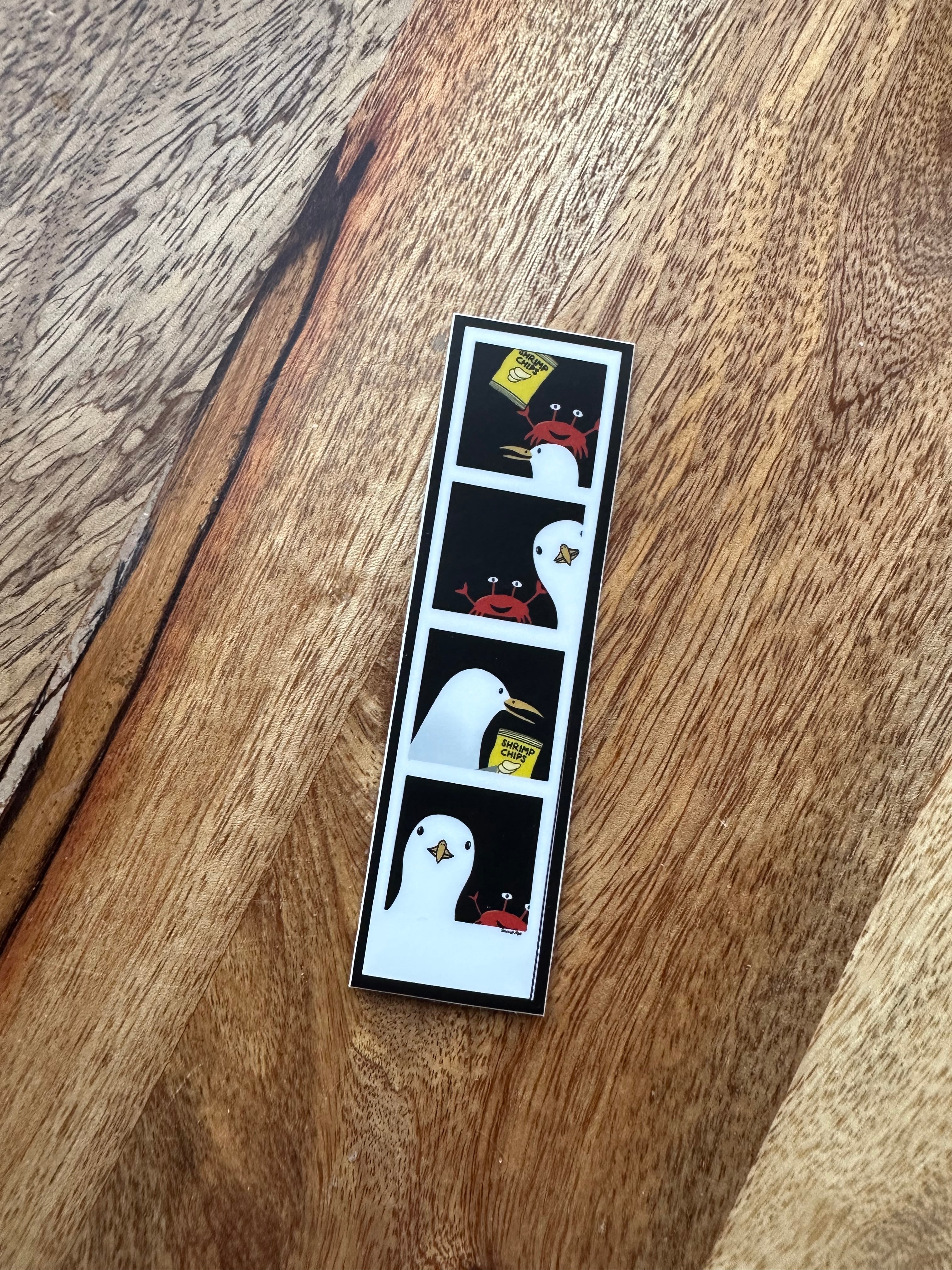 Seagull and crab Photo Booth sticker